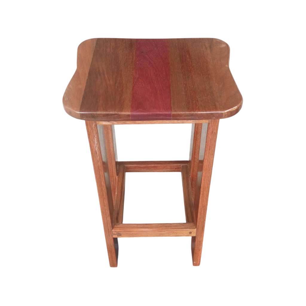 Tabouret bas en angélique et Amarante